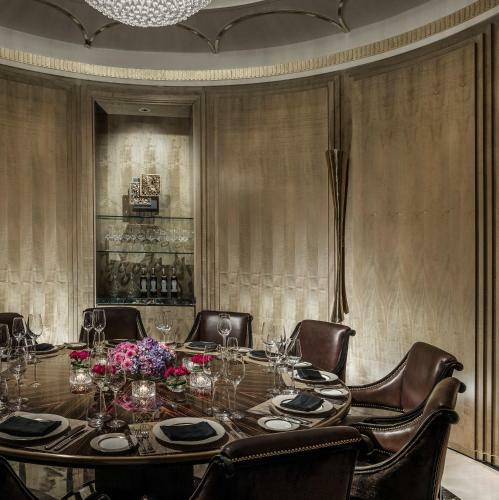 Four Seasons Hotel Jakarta