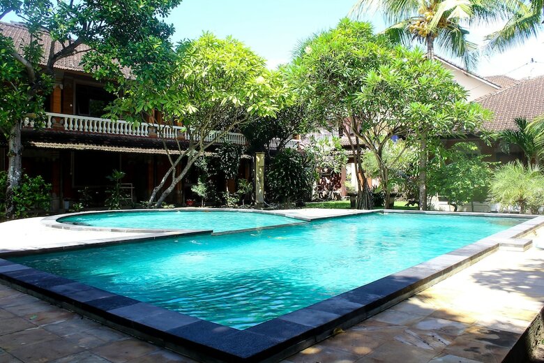 Posada Budhi Beach Inn