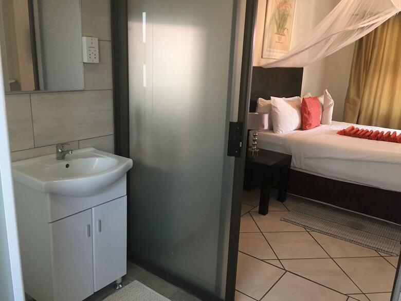 Peo Luxury Apartments