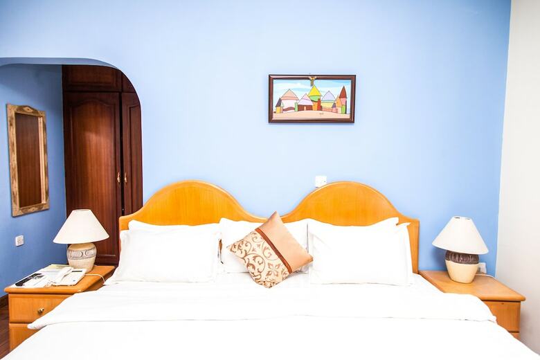 Posada Mahogany Lodge & Annex
