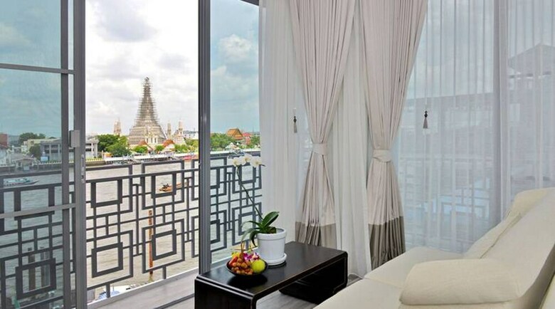 Hotel Riva Arun Bangkok