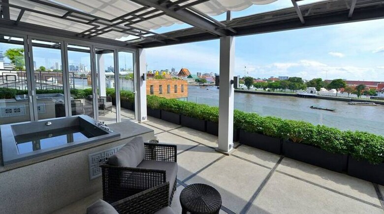 Hotel Riva Arun Bangkok