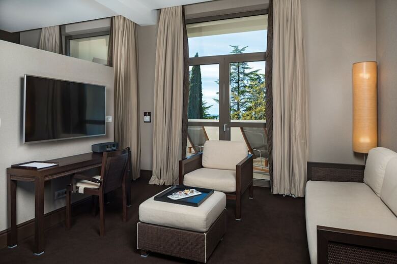Rodina Grand Hotel And Spa