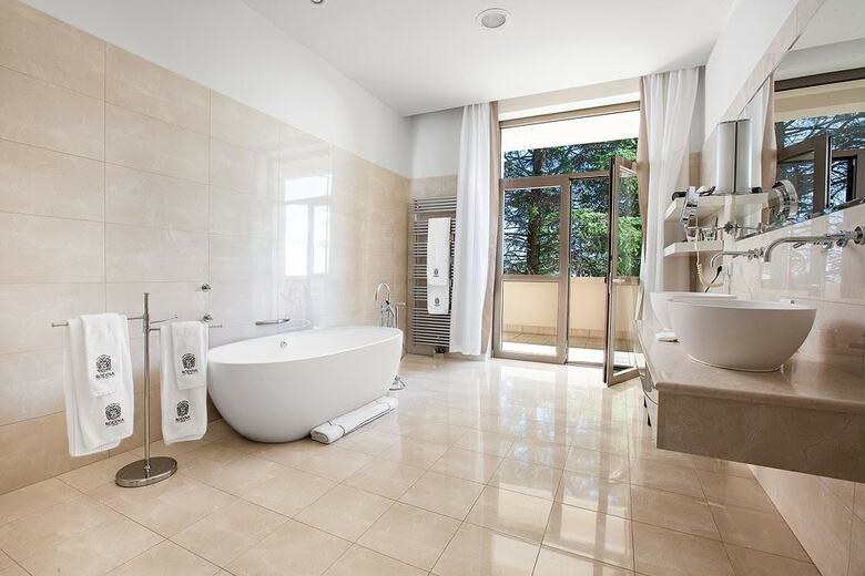 Rodina Grand Hotel And Spa