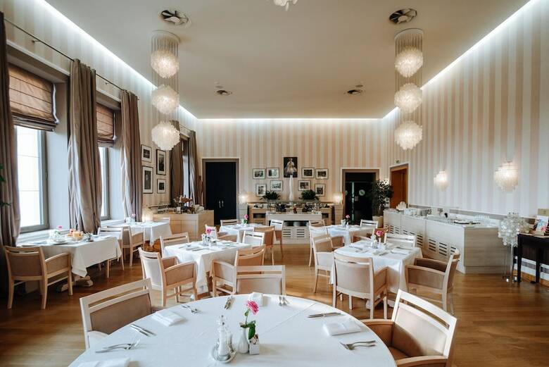 Rodina Grand Hotel And Spa
