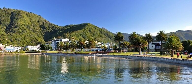 Luxury Waterfront Apartments Picton