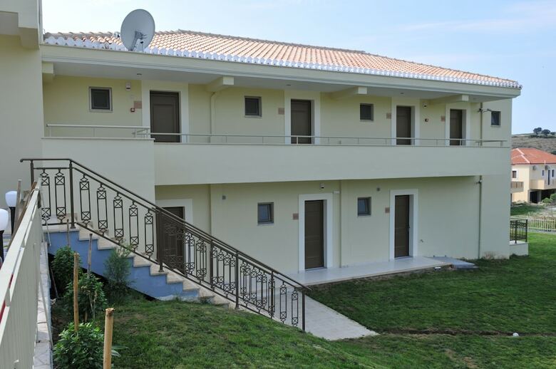 Hotel Finiki Plaza
