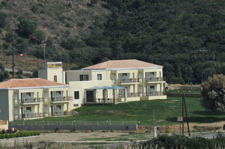 Hotel Finiki Plaza