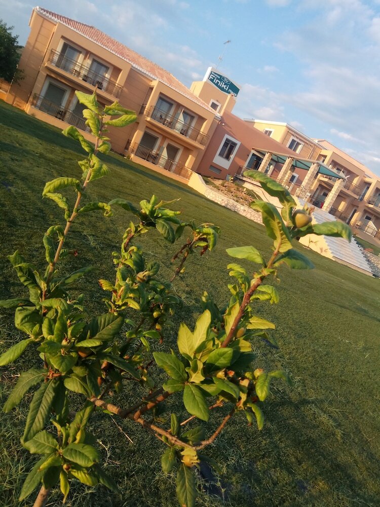 Hotel Finiki Plaza