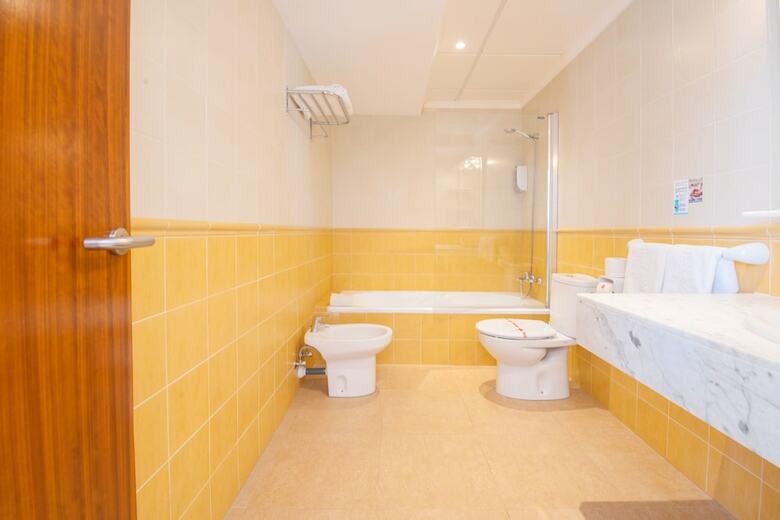 Hotel Playa Mondrag�