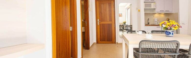 Hotel Playa Mondrag�
