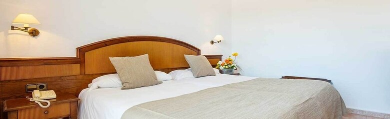 Hotel Playa Mondrag�