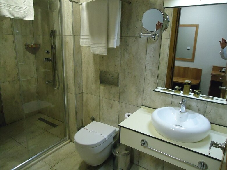 Golden Lounge Hotel