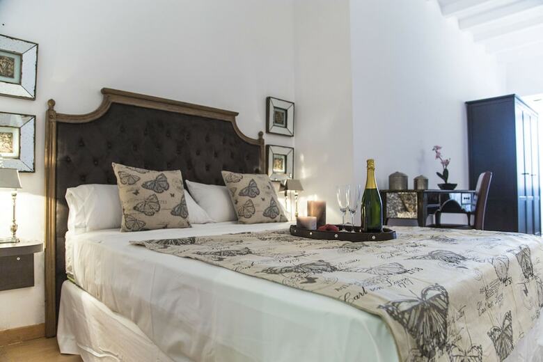 Apartamentos Alcam Books