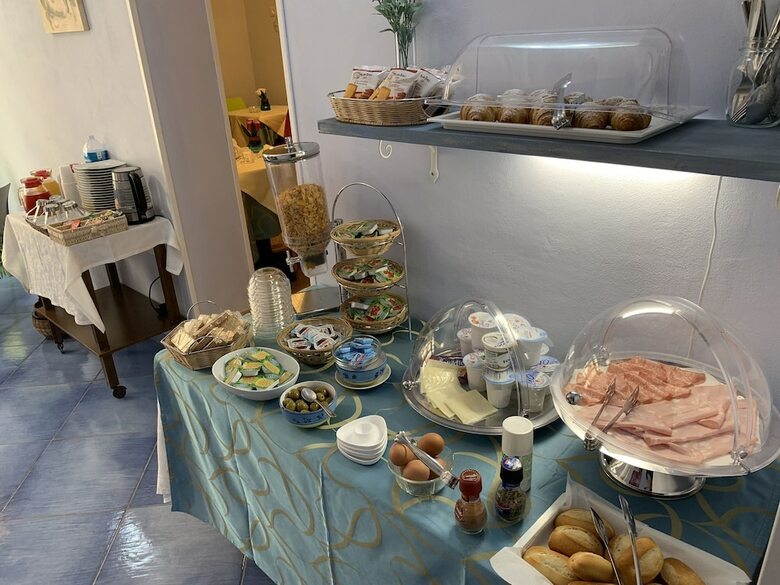 Hotel Badia Rooms & Breakfast