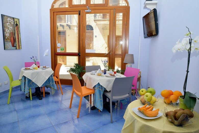 Hotel Badia Rooms & Breakfast