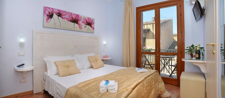 Hotel Badia Rooms & Breakfast