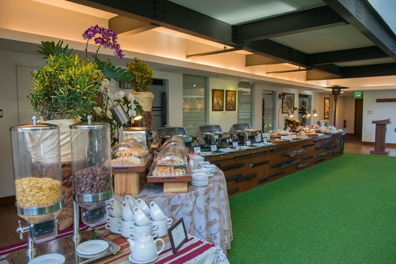 Hotel Grand Sierra Pines Baguio