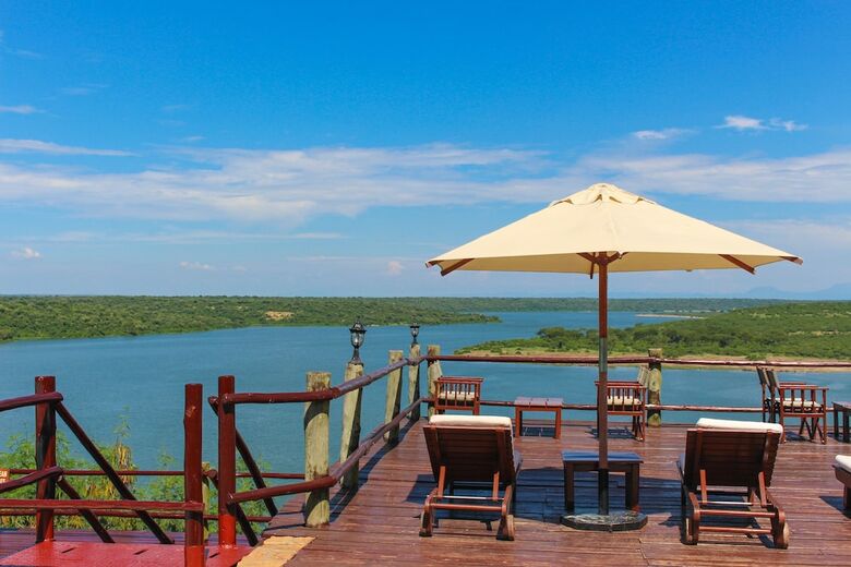 Posada Mweya Safari Lodge