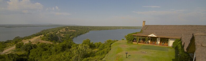 Posada Mweya Safari Lodge
