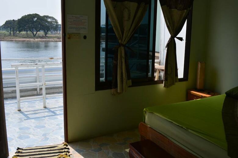 Hotel Rainbow Lodge Homestay