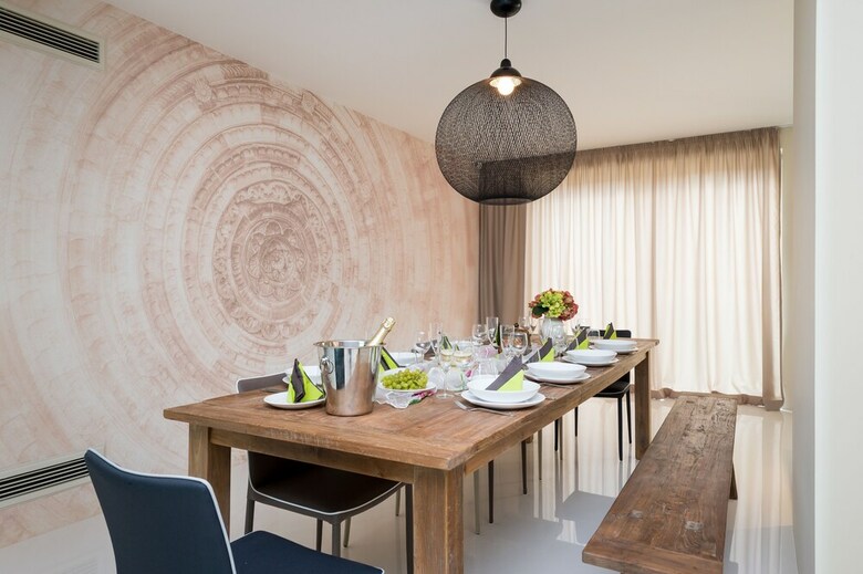 Empirent Mucha Apartments