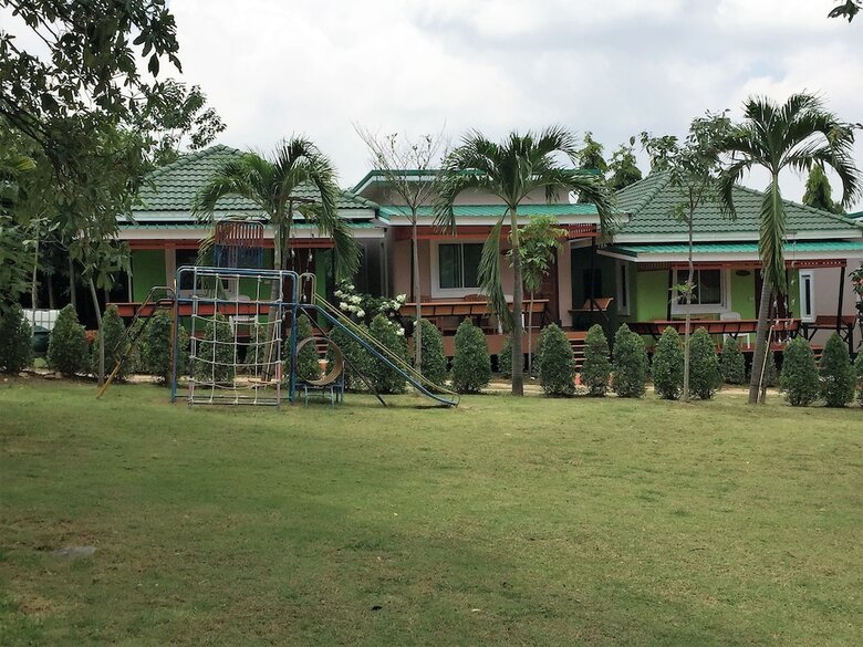 Hotel Baan Ing Khao Resort
