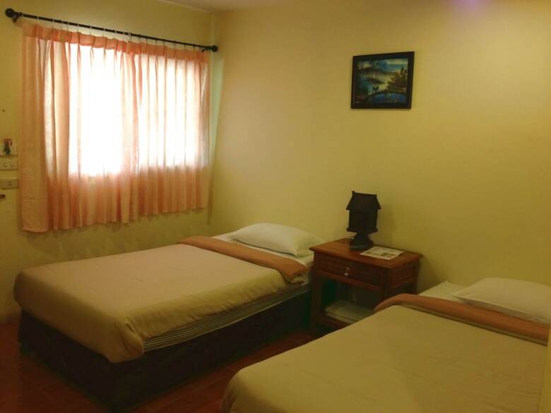 Hotel Baan Ing Khao Resort