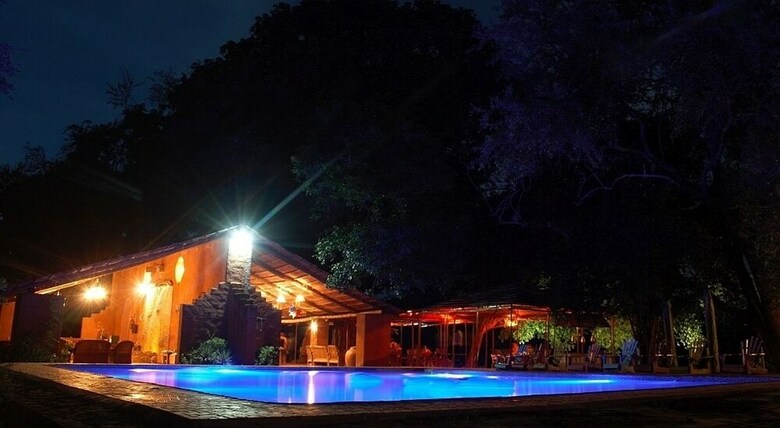 Croc Valley Camp