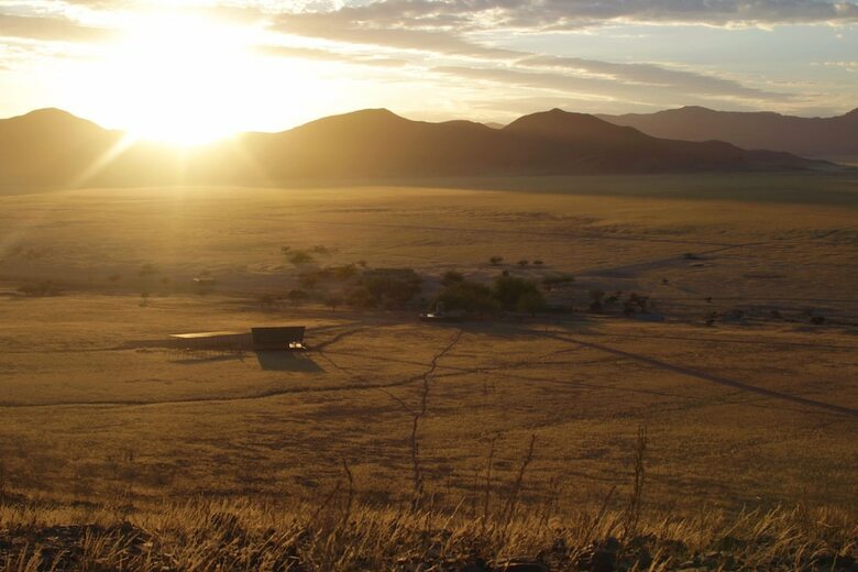 Kanaan N/a'an Ku S� Desert Retreat