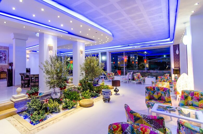 Hotel Phoenicia Luxury