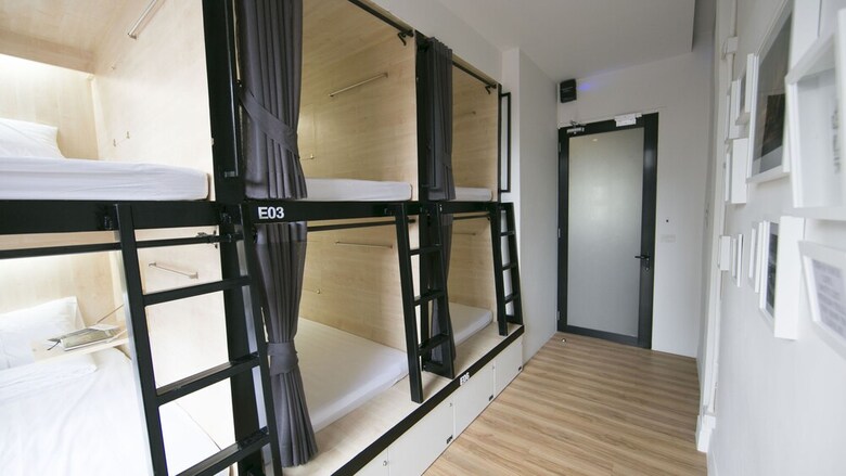 Hostal Lamurr Sukhumvit 41