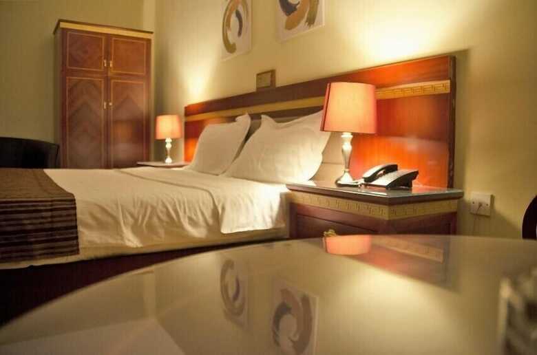 Hotel Rosebud