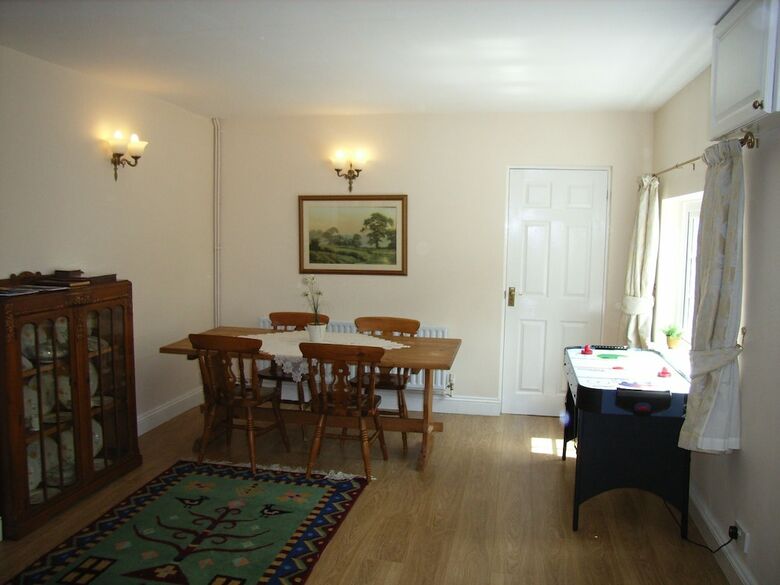 Moleside Cottage