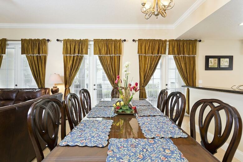 Reunion Resort By Intteli Fun Rentals