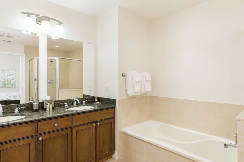 Reunion Resort By Intteli Fun Rentals