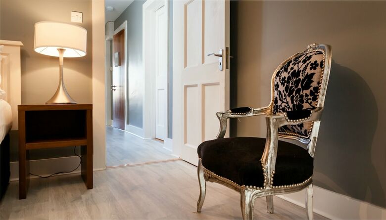 Dorset Apartments By The Key Collection