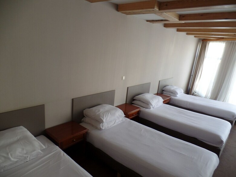 Hotel Corner House
