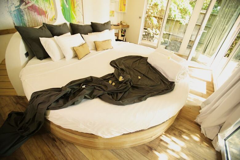 Hotel Somewhere Only We Know Resort