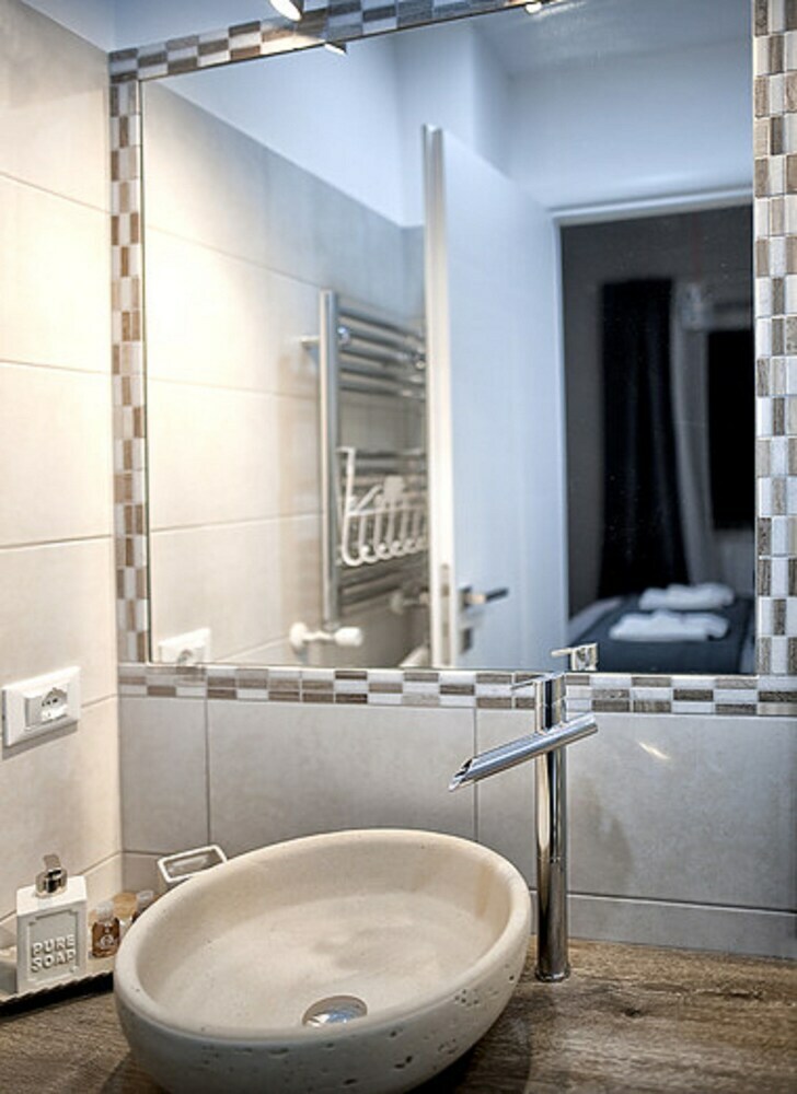 Hotel Tinkerbell Roma