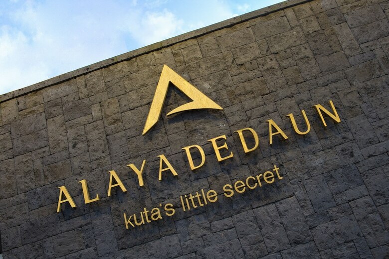 Villa Alaya Dedaun Kuta