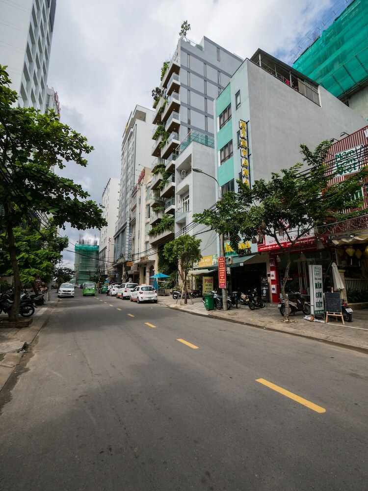 Nirvana Hotel Da Nang