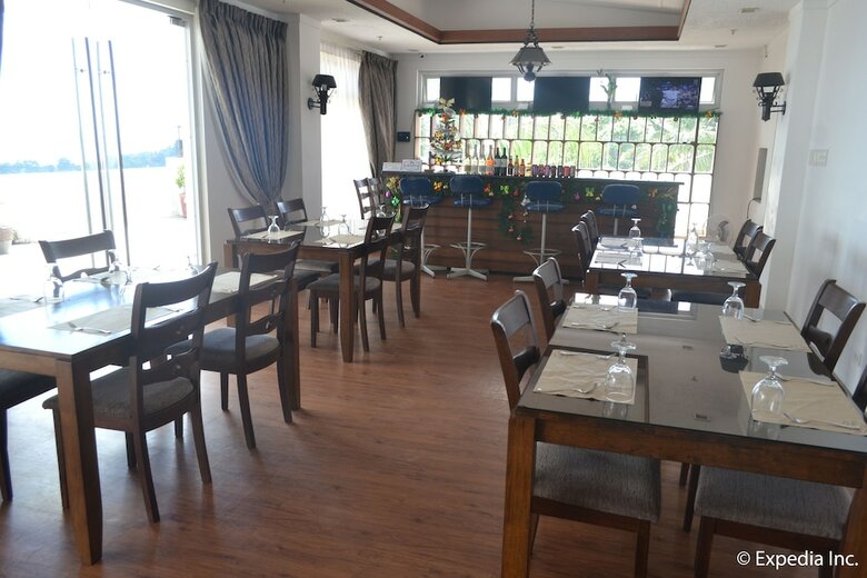 Vista Real Hotel