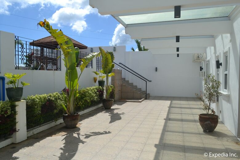 Vista Real Hotel