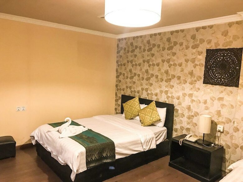 River Star Hotel