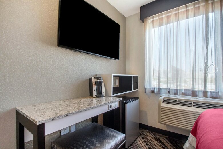 The Vue Hotel, Ascend Hotel Collection