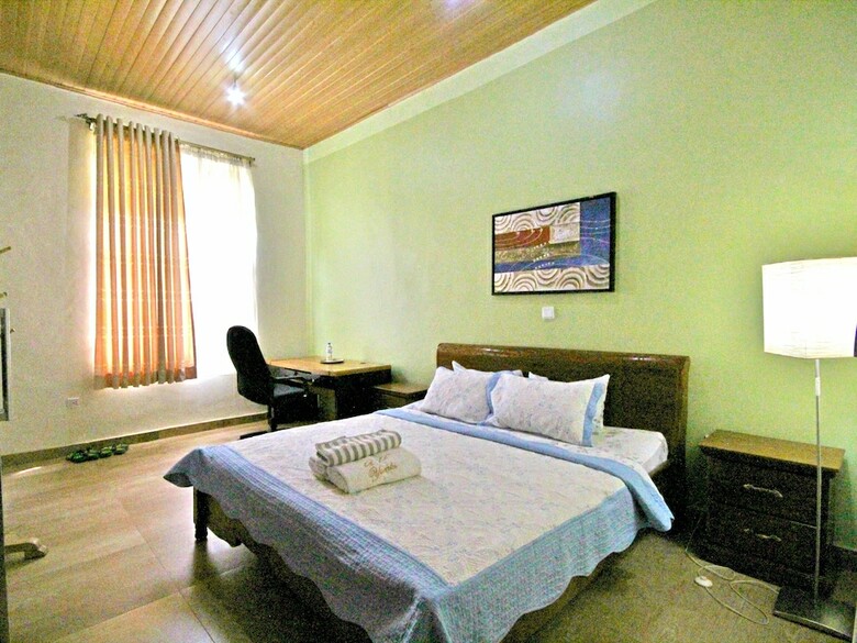 Hotel Yambi Guesthouse