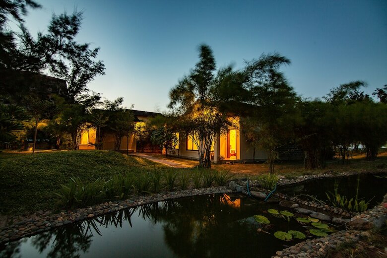 Hotel Bao Ninh Beach Resort