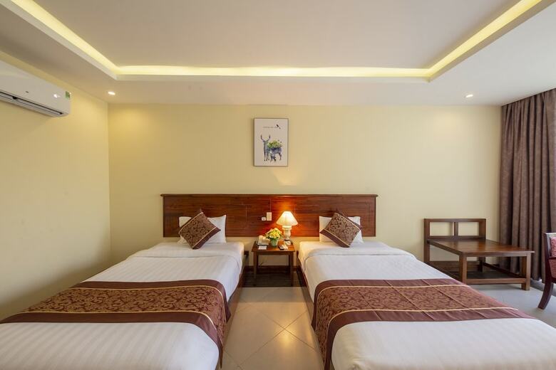 Hotel Bao Ninh Beach Resort