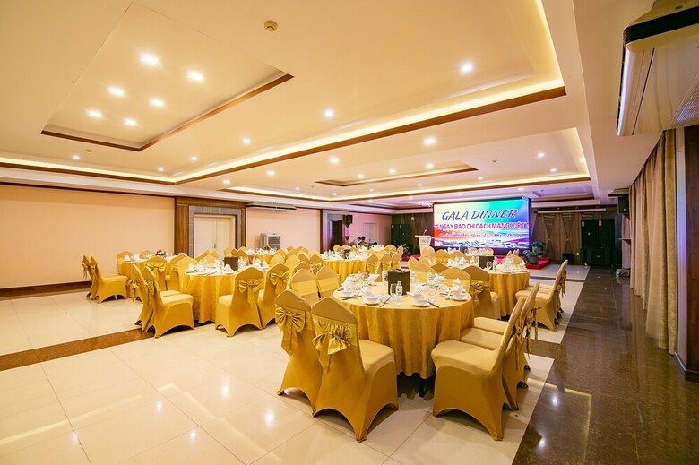 Hotel Bao Ninh Beach Resort